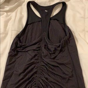 Lululemon Rouche of adrenaline tank size 4